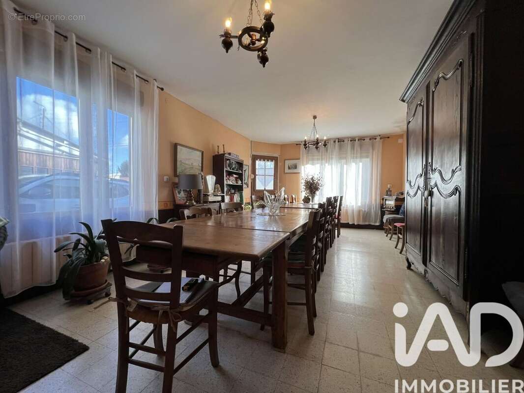 Maison 104 m² à Neuville-Coppegueule  - photo 2