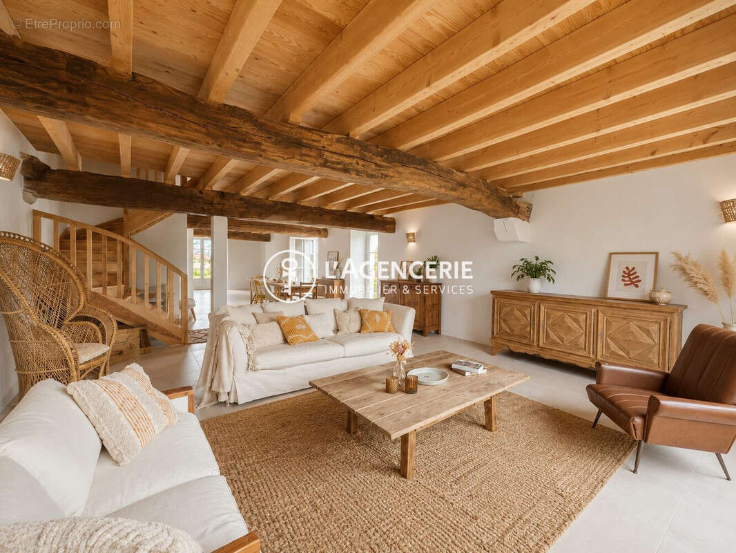 Appartement 163 m² à Ahetze  - photo 3