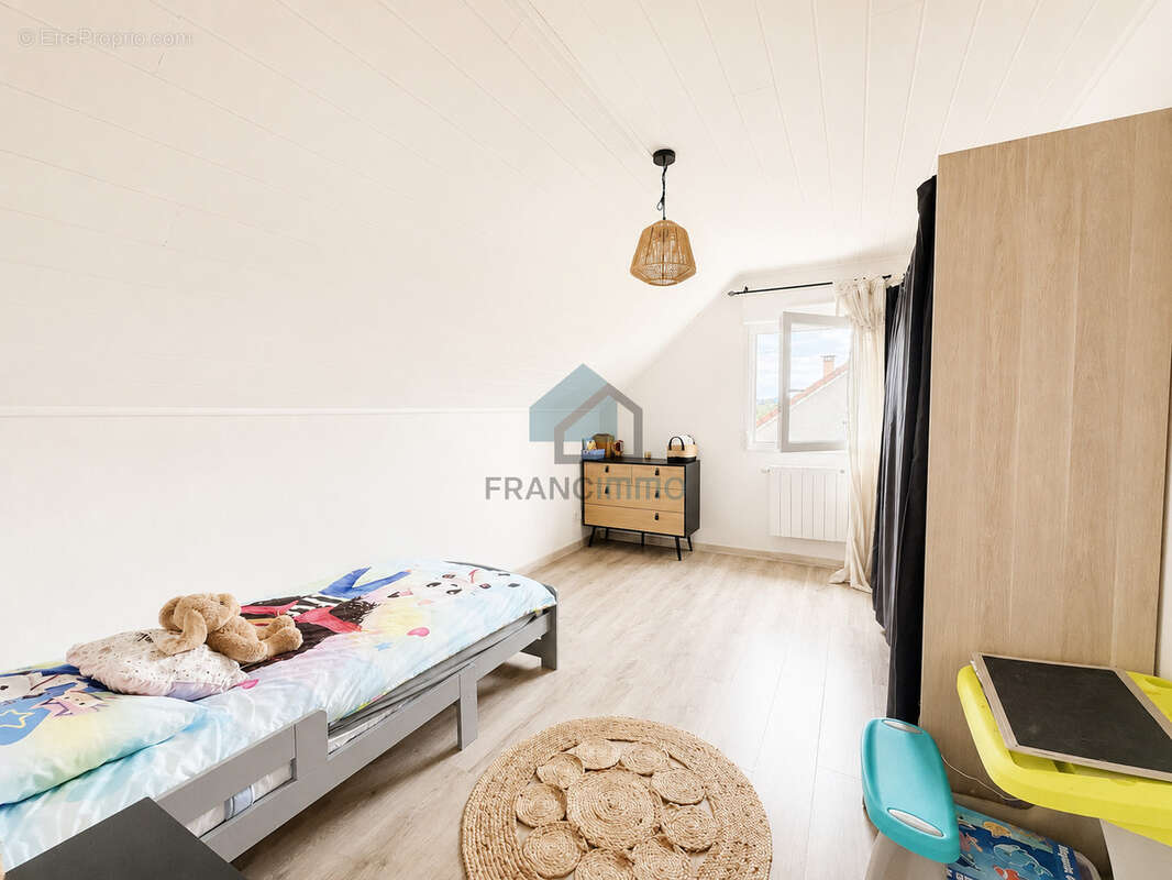 Maiche - agreable maison - photo 16