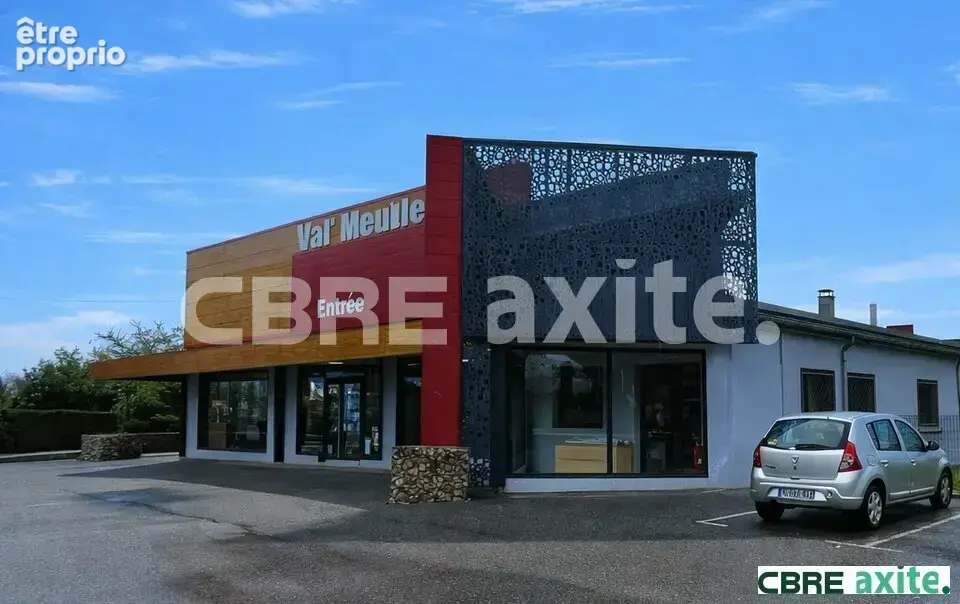 Bien immobilier à vendre à Le Pont-De-Beauvoisin (38480) - photo 2