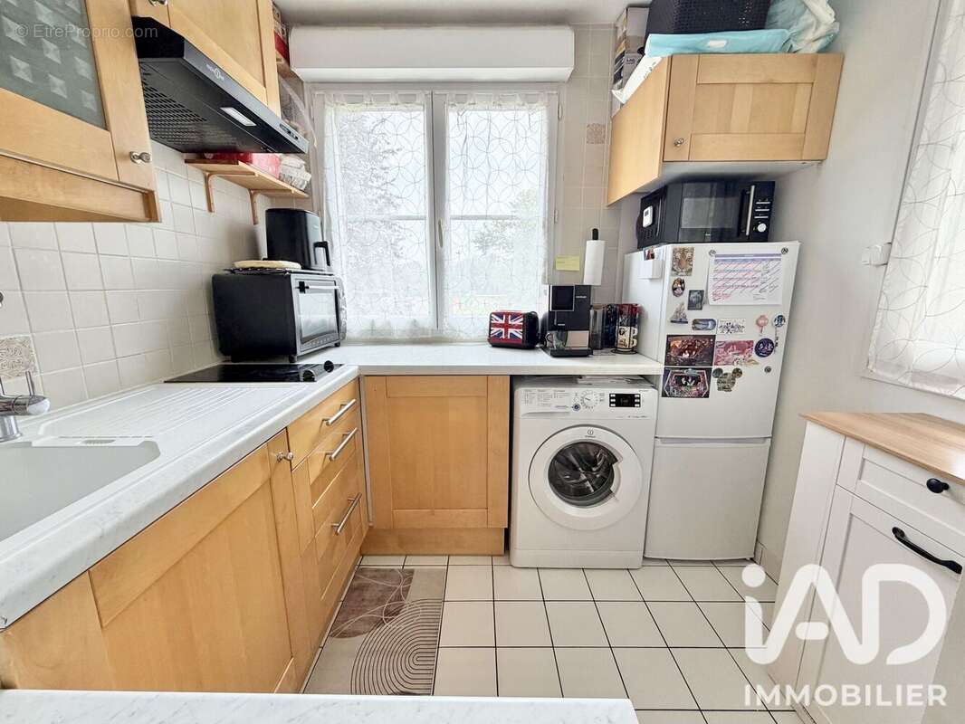 Photo 6 - Appartement à BUSSY-SAINT-GEORGES