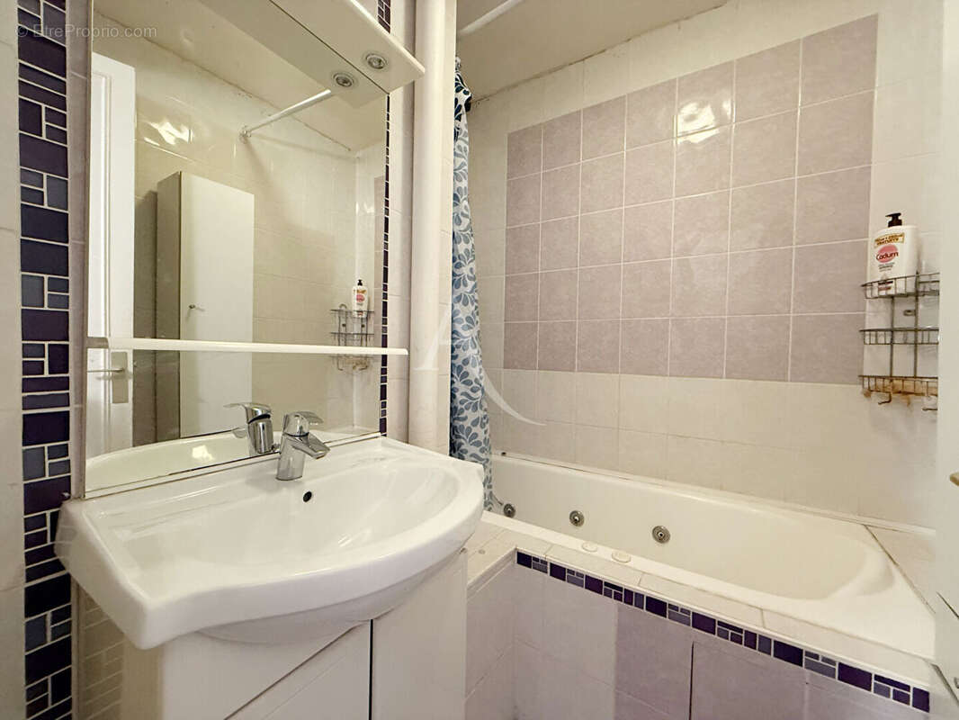Appartement Colombes 2 pièce(s) 52.42 m2 - photo 11