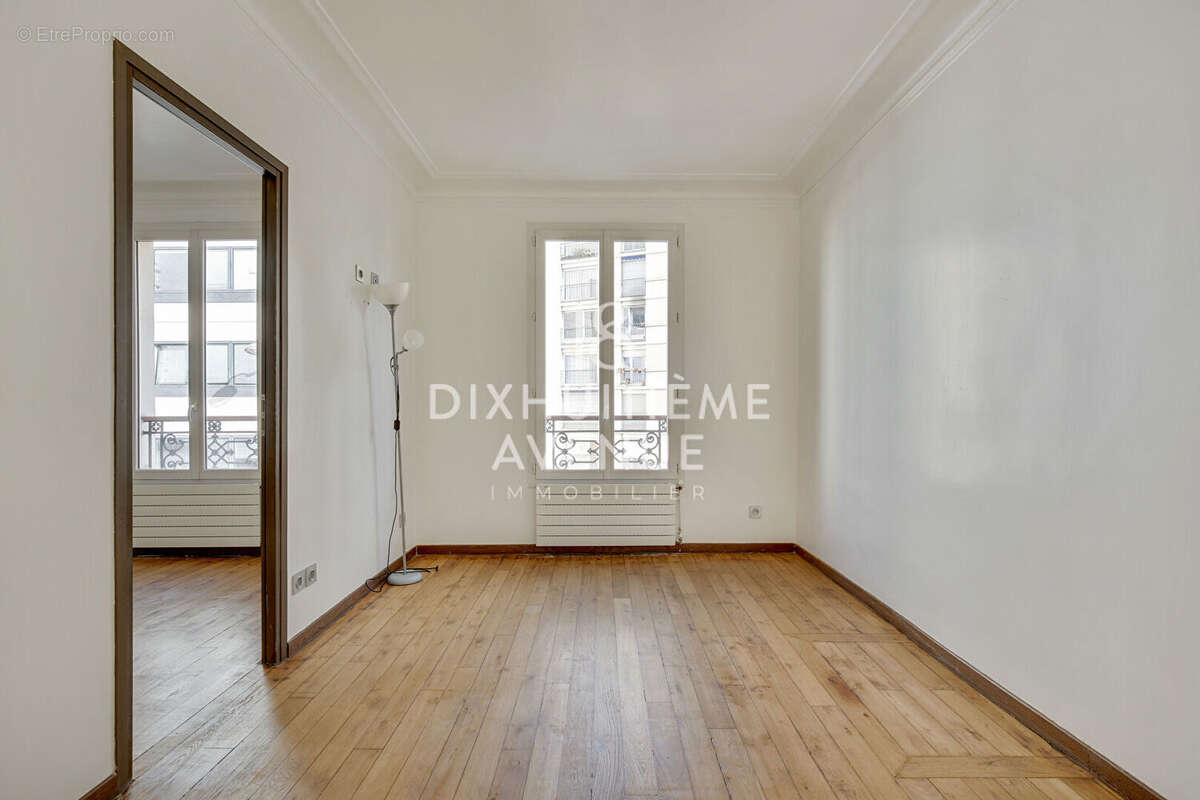 Appartement à PARIS-18E