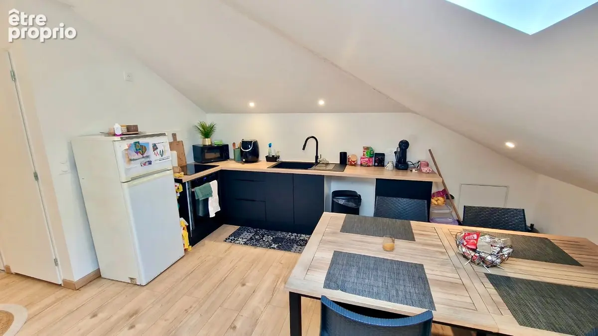Appartement Beynost 2 pièces 35 m2  (63m² au sol) entièrement rénové - photo 5