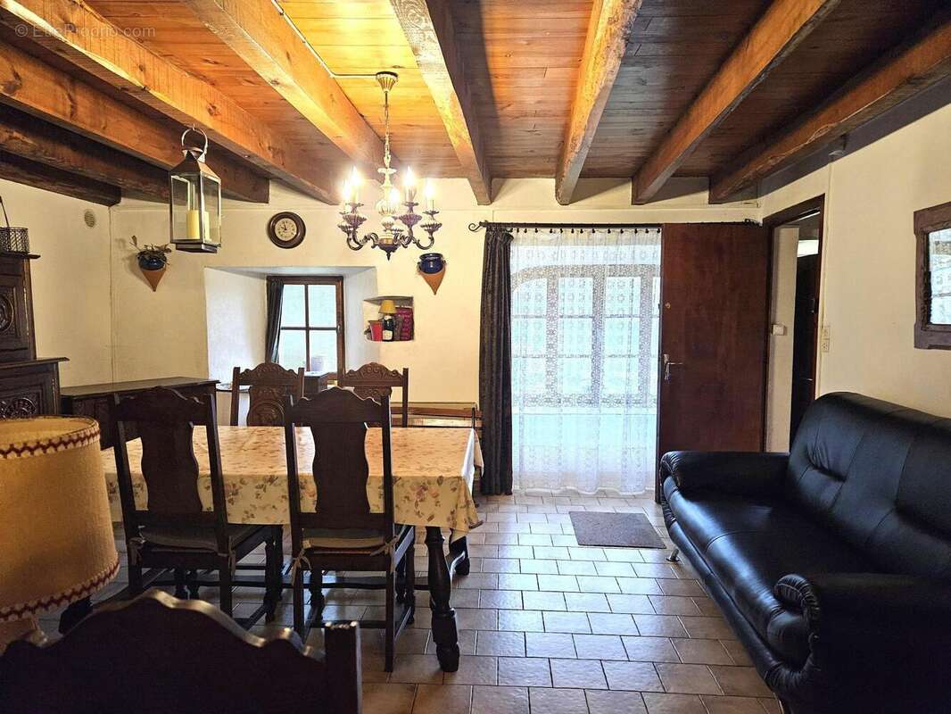 Photo 2 - Maison à VIELPRAT