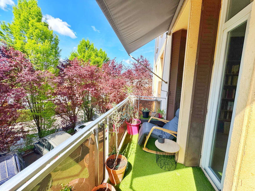 Appartement à OULLINS