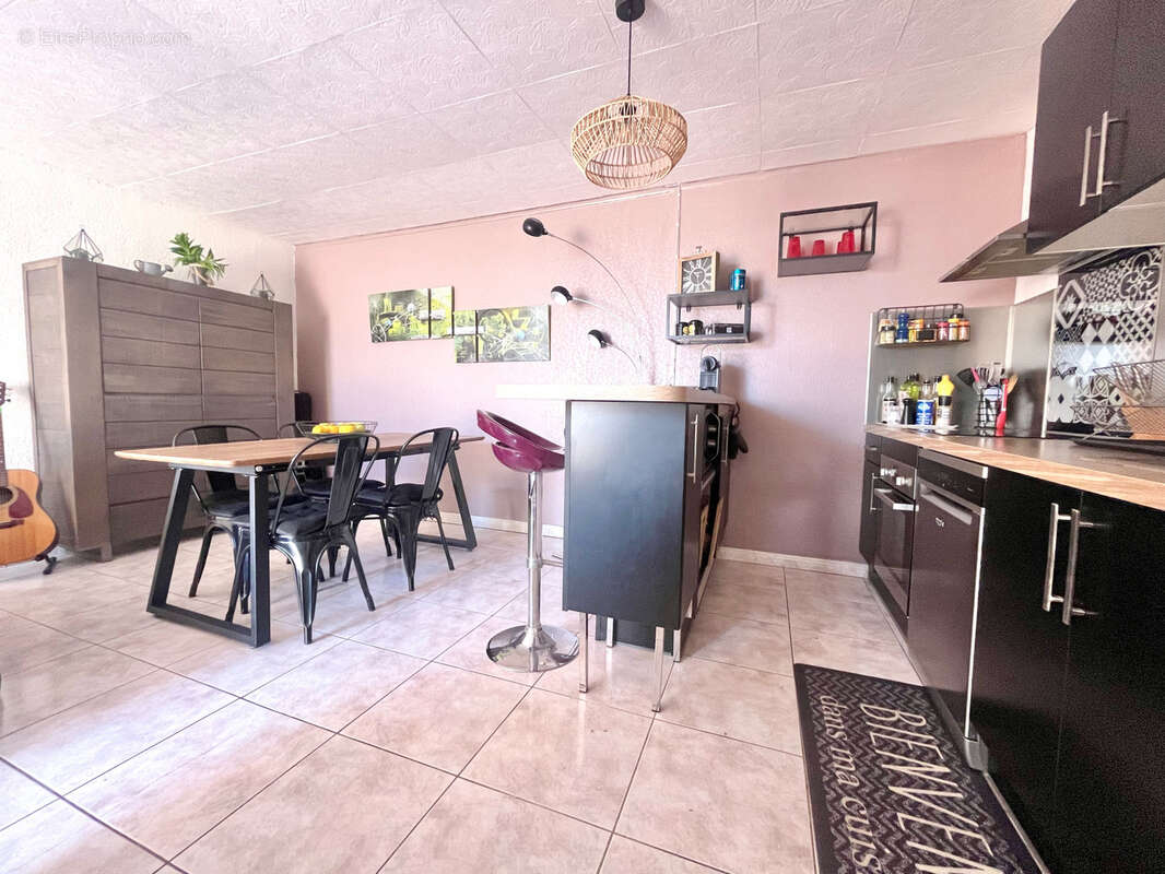 Appartement à SAINTE-MARIE