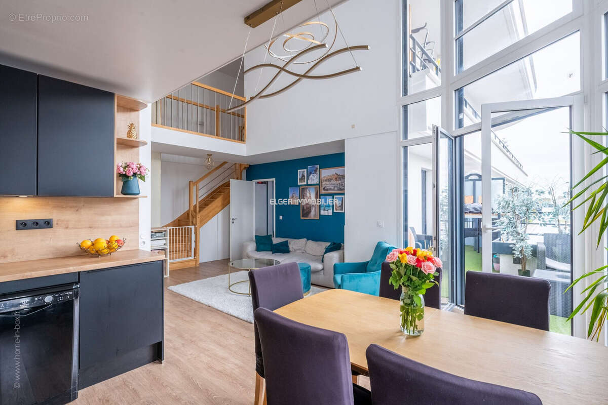 Appartement à COLOMBES