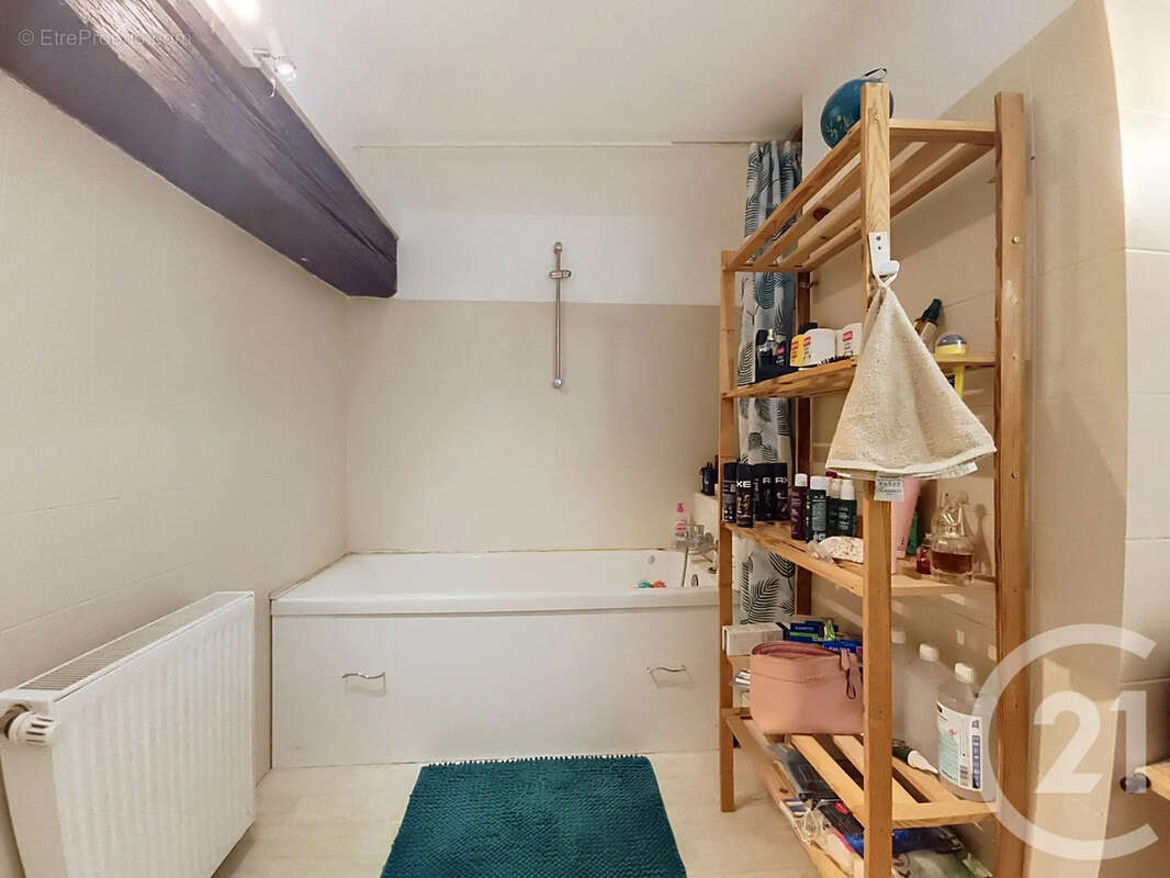Maison 132 m² à La Croix-En-Brie  - photo 6