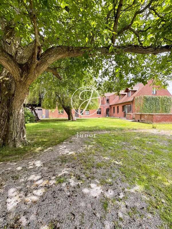 Maison à FACHES-THUMESNIL