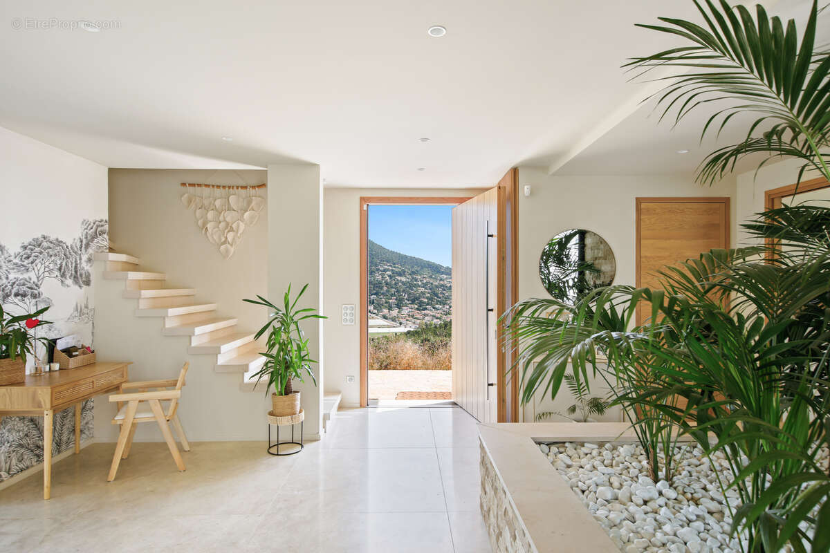 Maison à CARQUEIRANNE