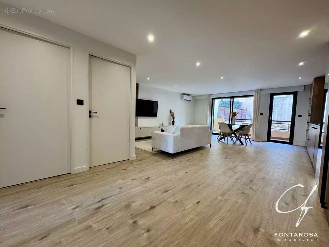 Appartement à SAINT-RAPHAEL