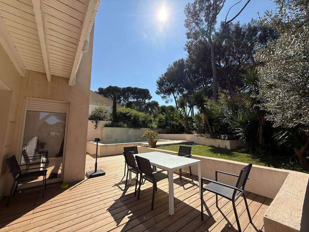 Maison à SANARY-SUR-MER