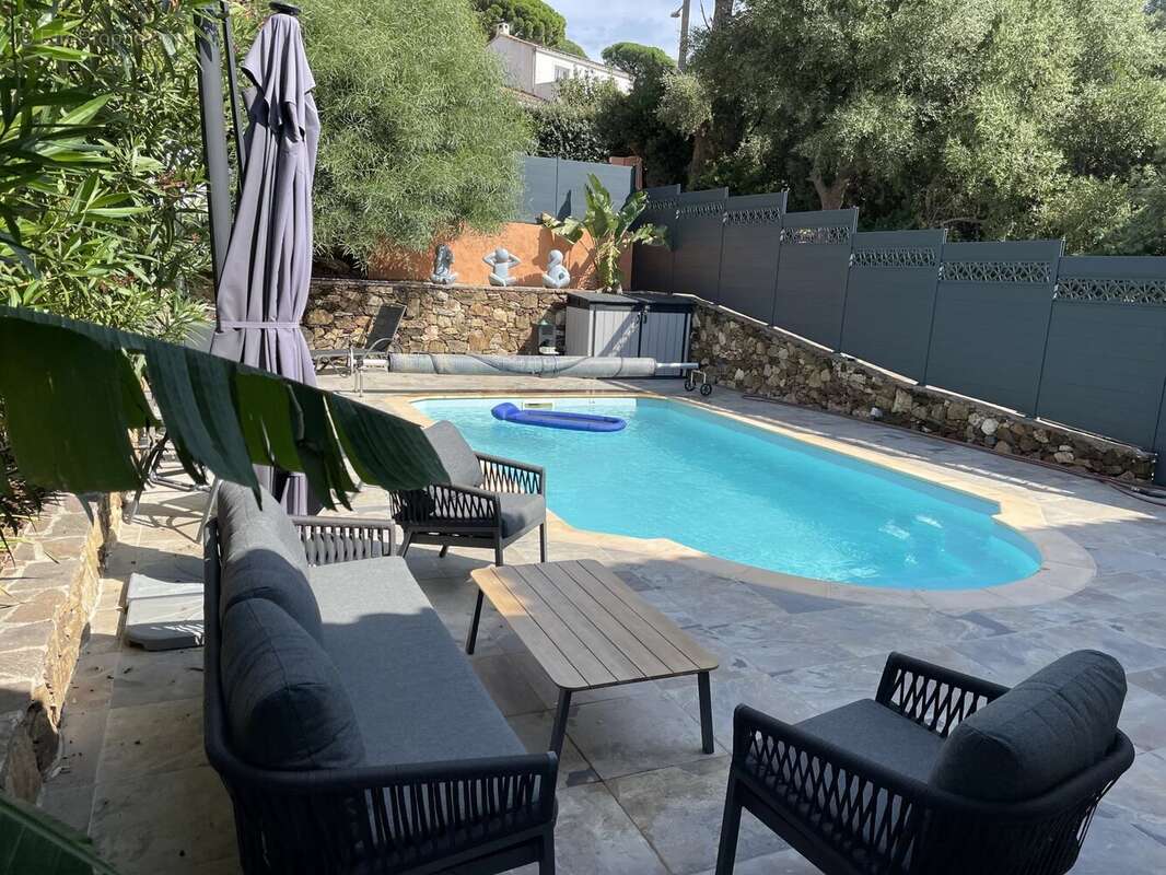 Maison à CAVALAIRE-SUR-MER