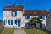 Maison à FUBLAINES
