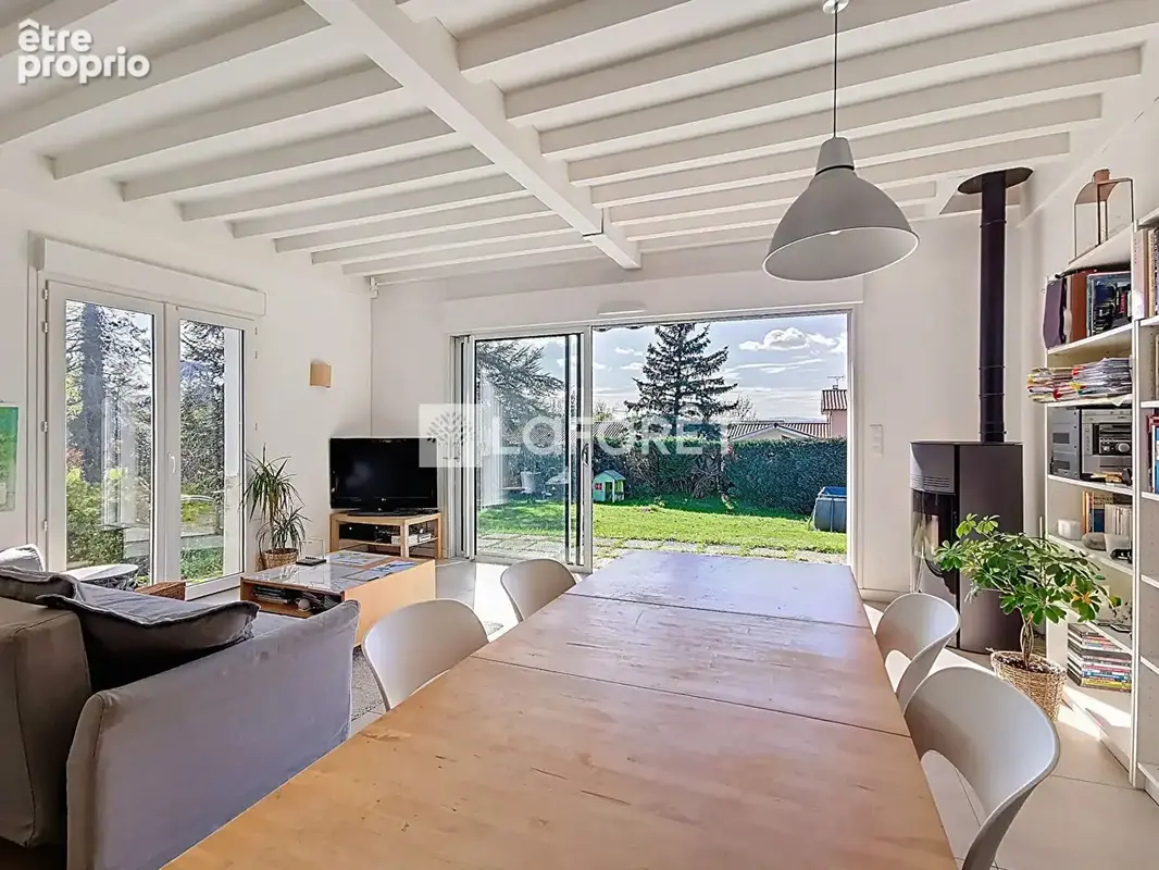 Maison de plain-pied 140 m², genay au calme avec grand terrain arboré - photo 14