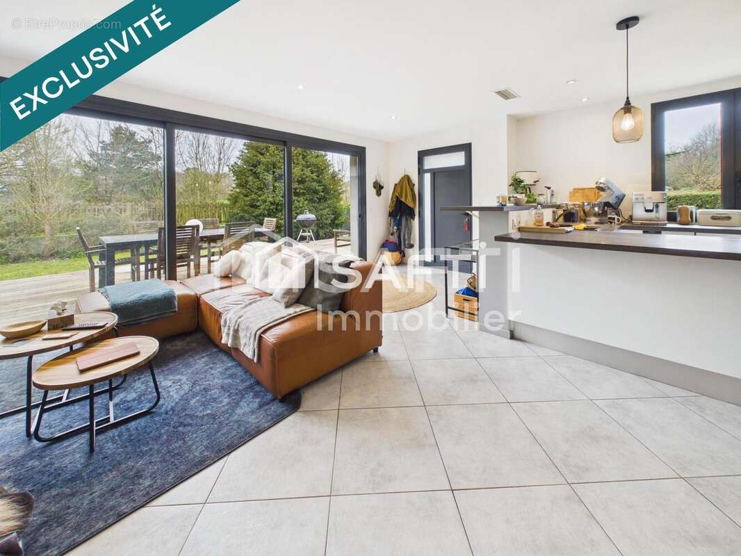 Photo 2 - Maison à LE TAILLAN-MEDOC