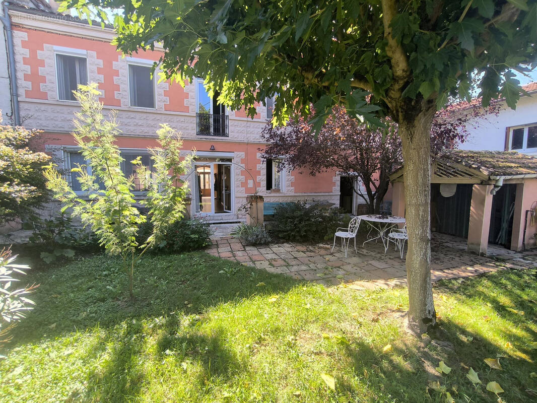 Maison à L&#039;ISLE-JOURDAIN