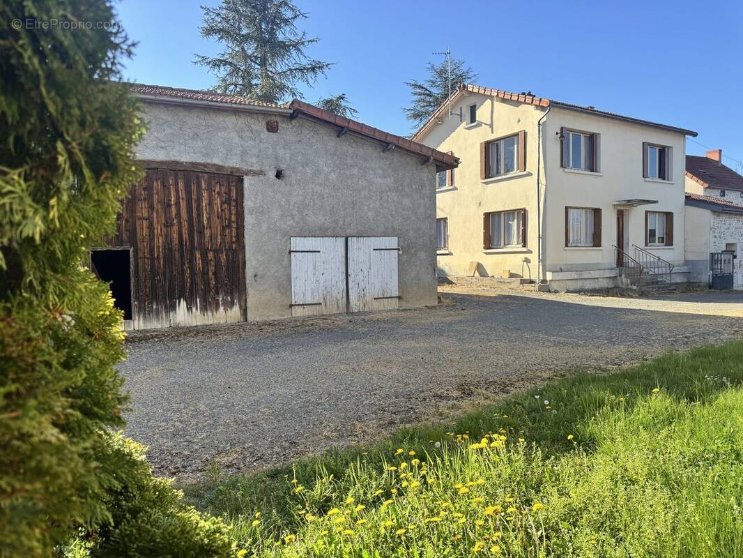 Maison à BEAUREGARD-VENDON