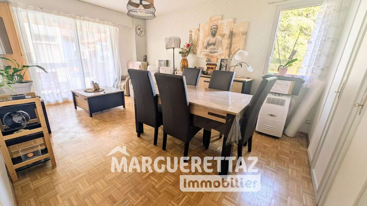 Appartement à SAINT-JEOIRE