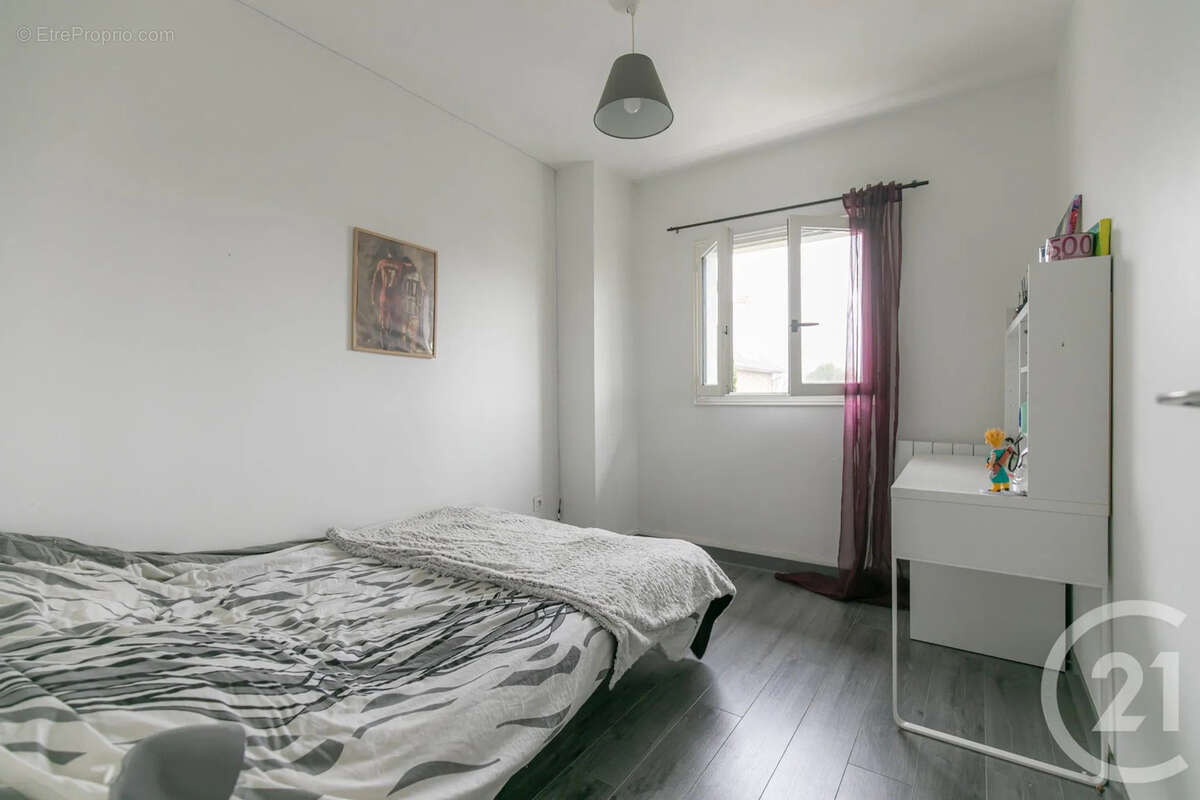 Maison à CHAMPIGNY-SUR-MARNE