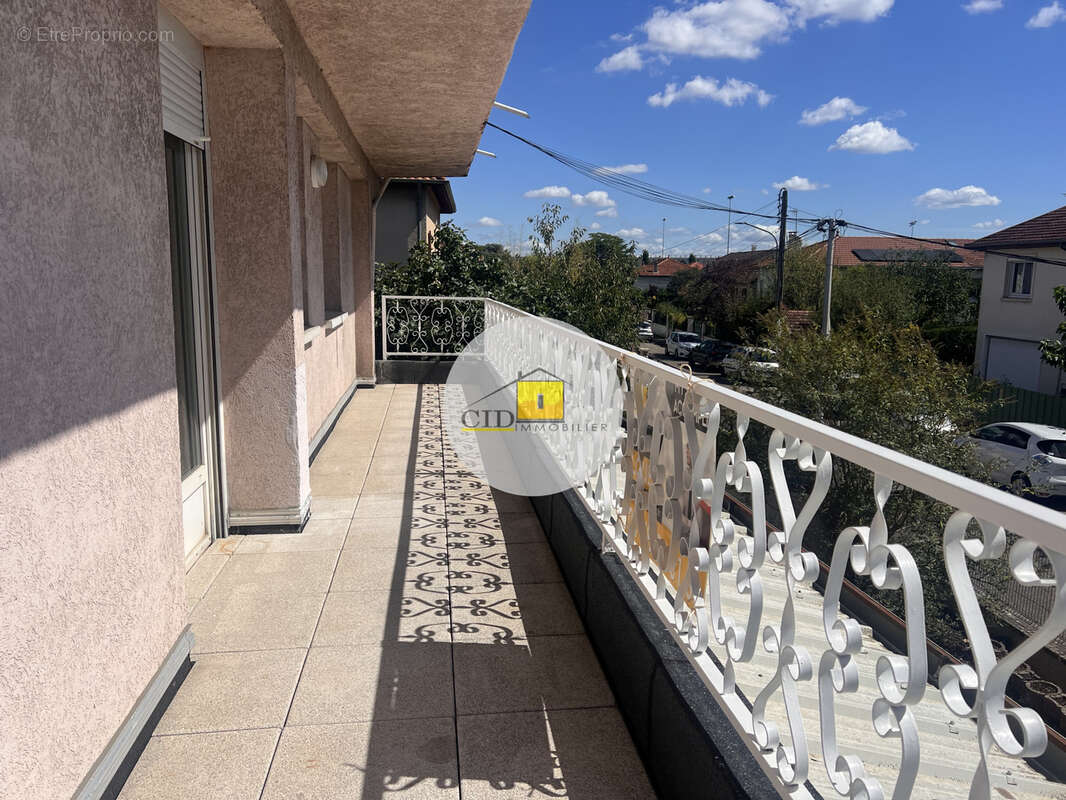 Appartement à SAINT-PRIEST