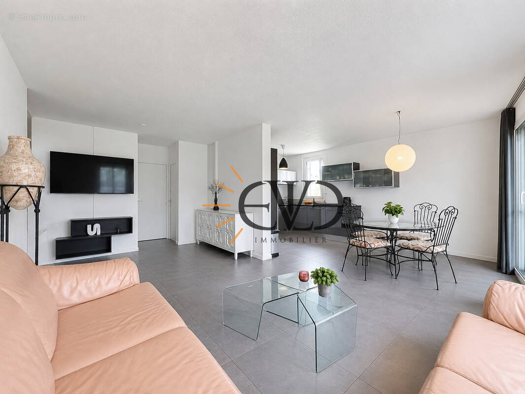 Appartement à SAINT-JULIEN-EN-GENEVOIS