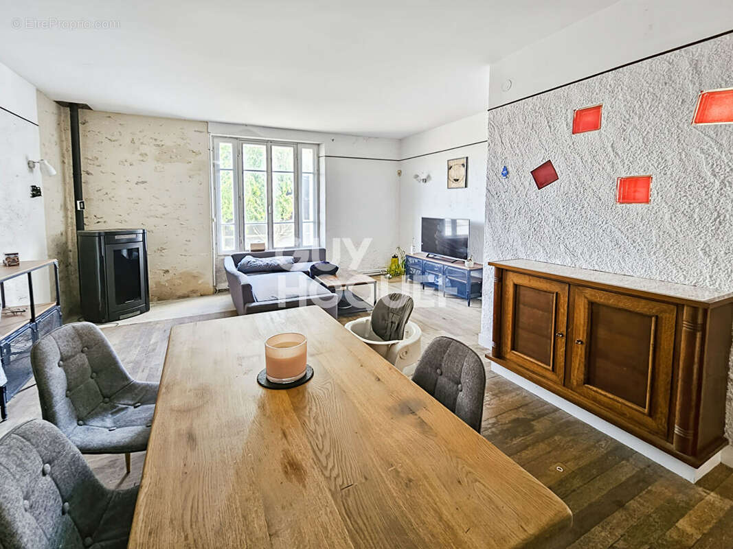 Maison à ROZAY-EN-BRIE