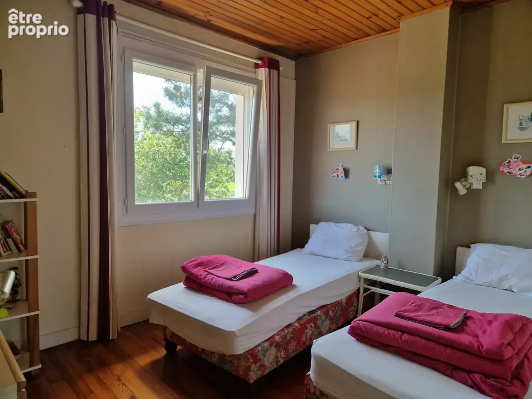 Magnifique maison avec piscine et jardin arboré - URRUGNE - photo 22