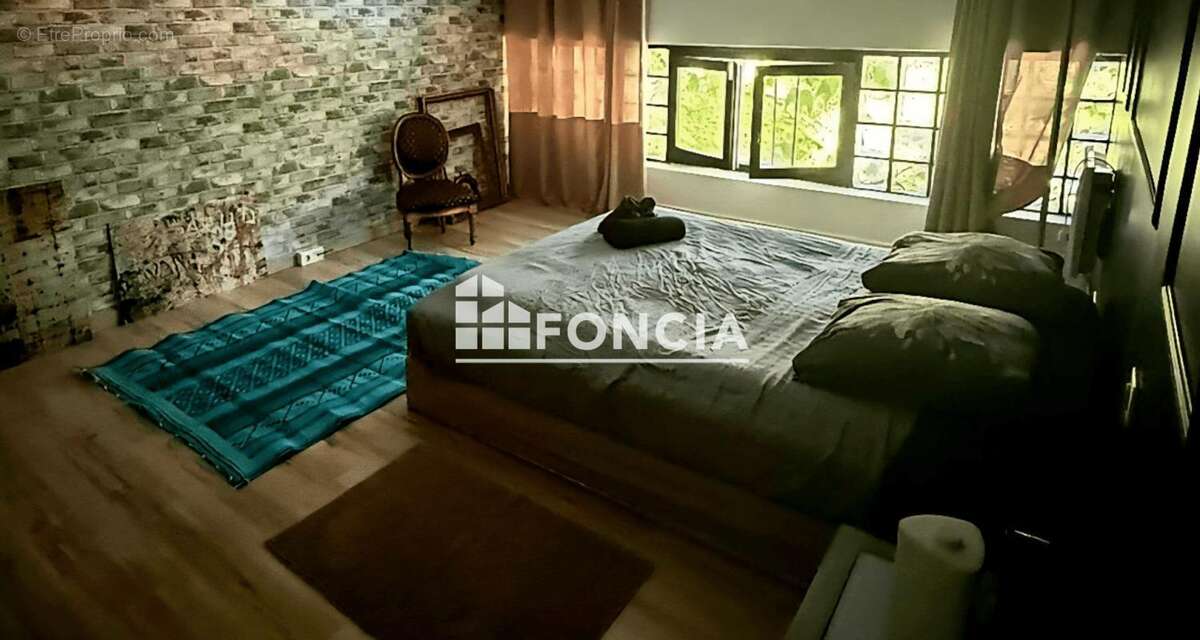 Appartement à COGOLIN