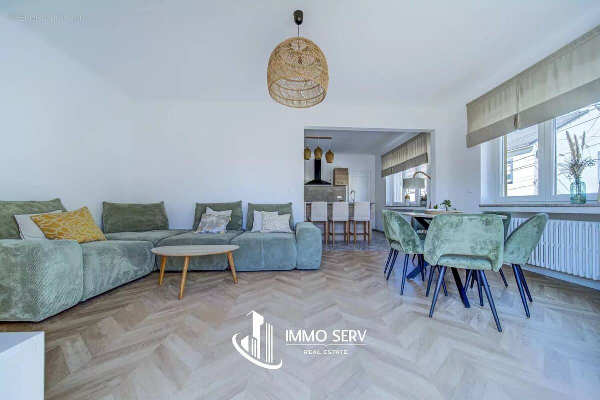 Appartement à AMNEVILLE