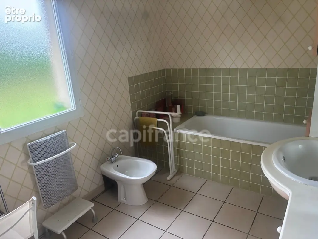 * Exclusivité de Sophie Amri *Octeville-sur-Mer*Maison de plain-pied de 190 m², séjour/salon 63m², 4 chambres et double garage - photo 15