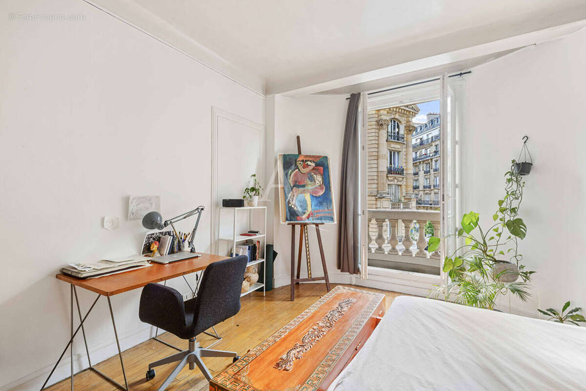Appartement à PARIS-12E