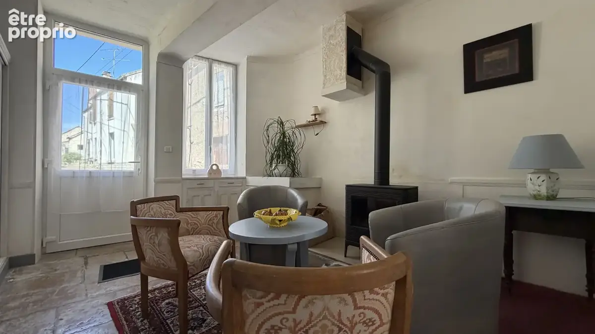 Maison avec activité de gîte   Dépendances et terrain clos - photo 6
