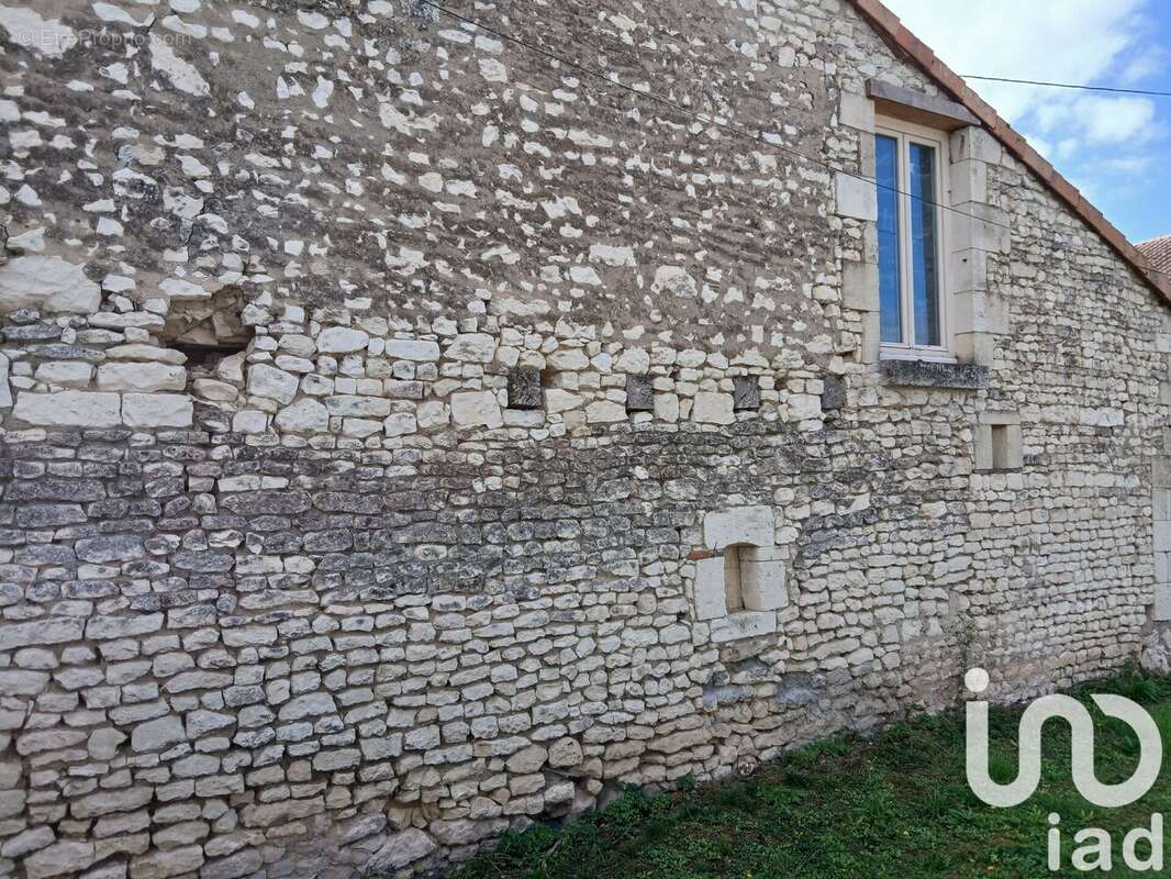 Photo 8 - Maison à LA TOUR-SAINT-GELIN