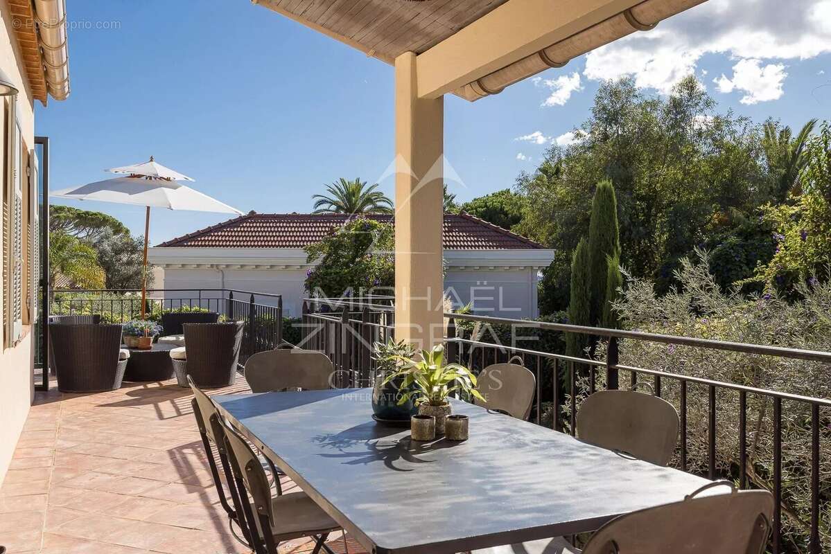 Maison à ANTIBES
