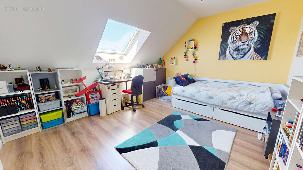 Appartement à HAUTEVILLE-LES-DIJON