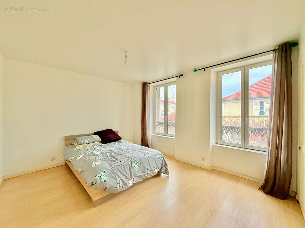 Appartement à CHOISY-LE-ROI