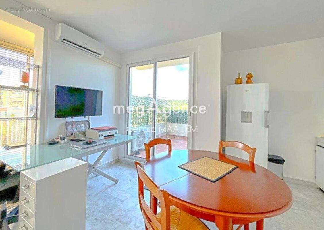 Appartement à SAINT-RAPHAEL
