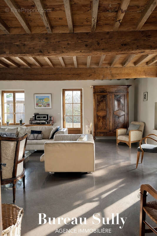 Maison à LUZINAY
