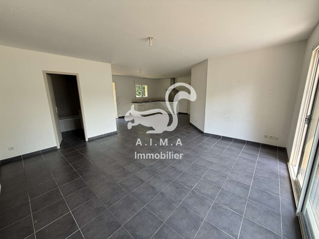 Mios Quartier. Maison 3 ch et garage, calme total ! - photo 5