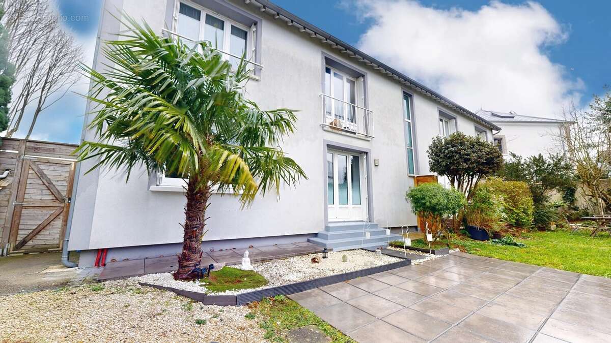 Appartement à LE RAINCY