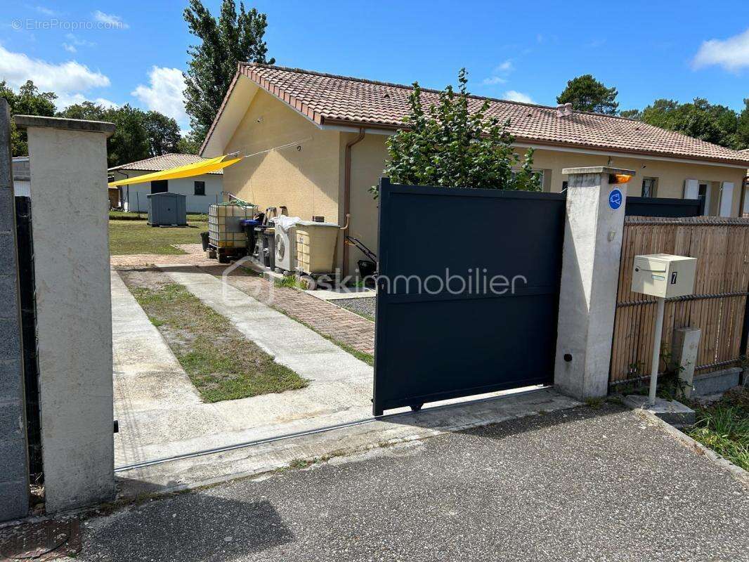 Maison traditionnelle de plain pied construction annee 2017 - photo 2