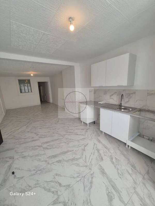 Appartement à LA FERTE-GAUCHER