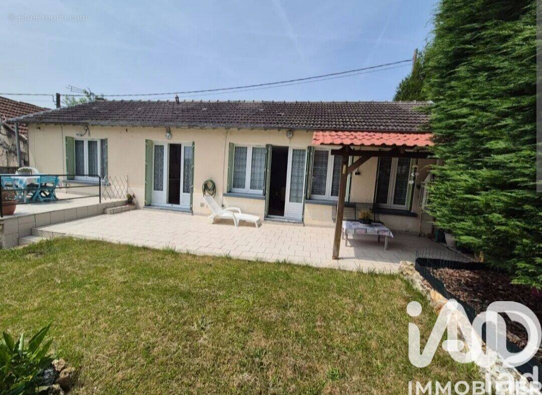 Photo 1 - Maison à REBAIS