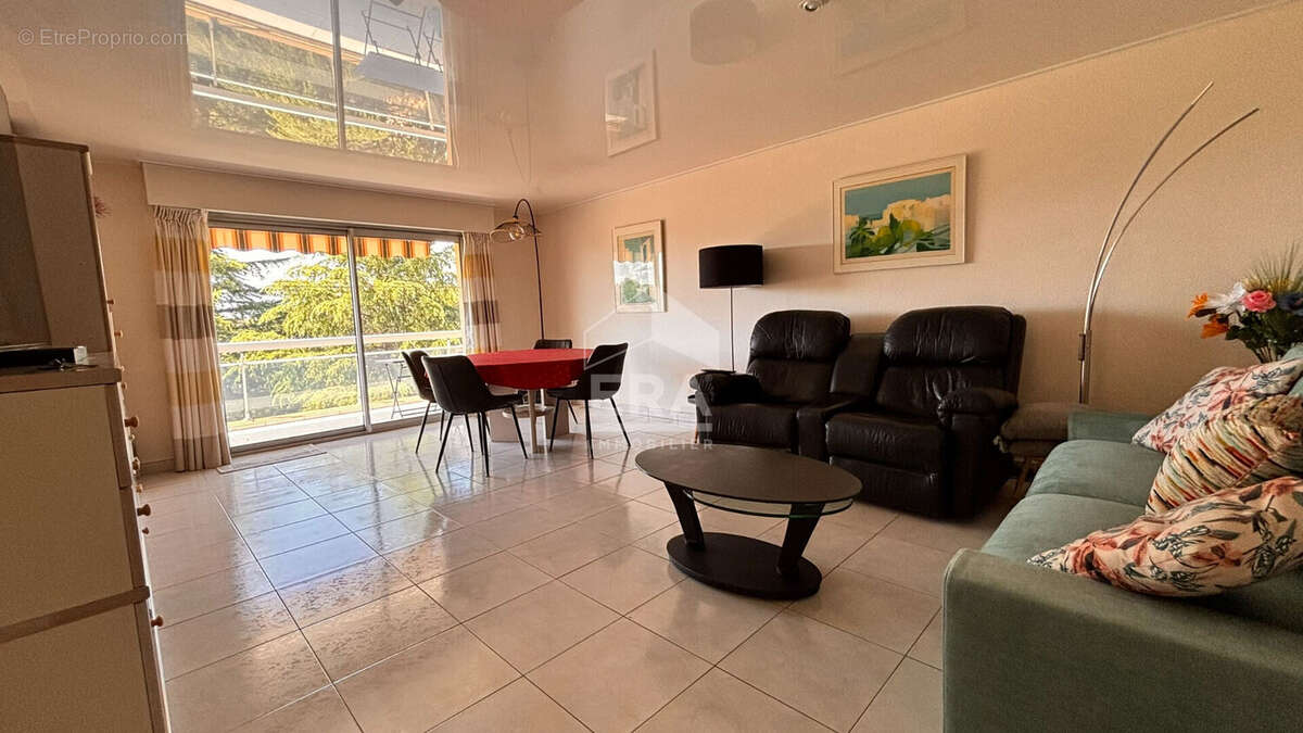 Appartement à FREJUS
