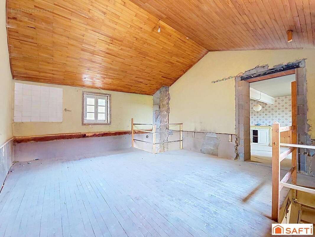 Appartement 178 m² à Alix  - photo 4