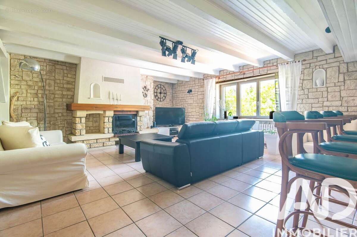 Photo 2 - Maison à AUGNY
