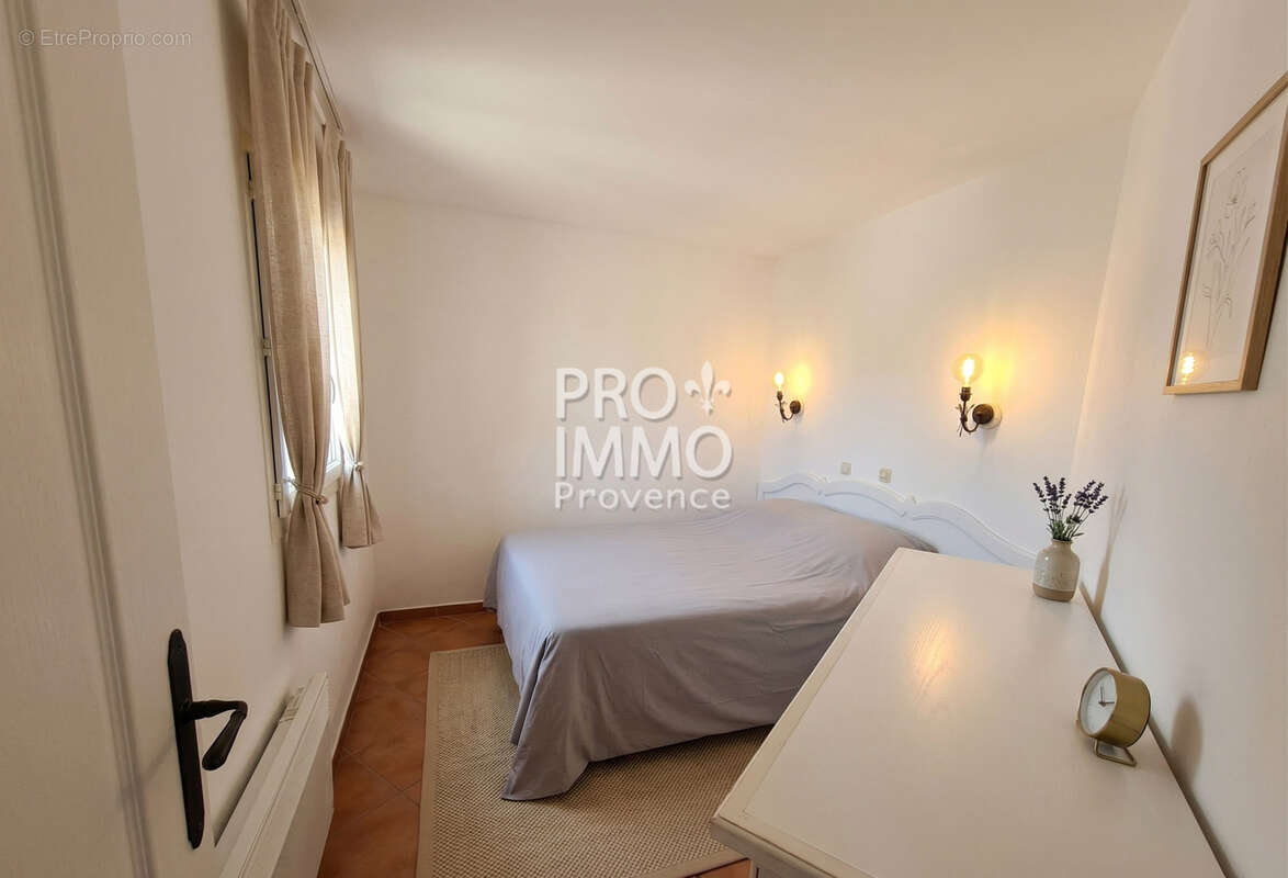 Appartement à MALLEMORT