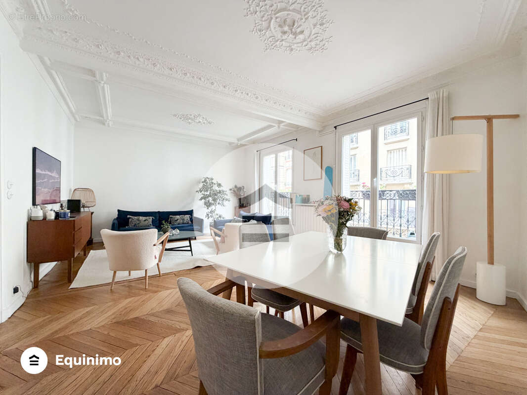 Appartement à PARIS-15E